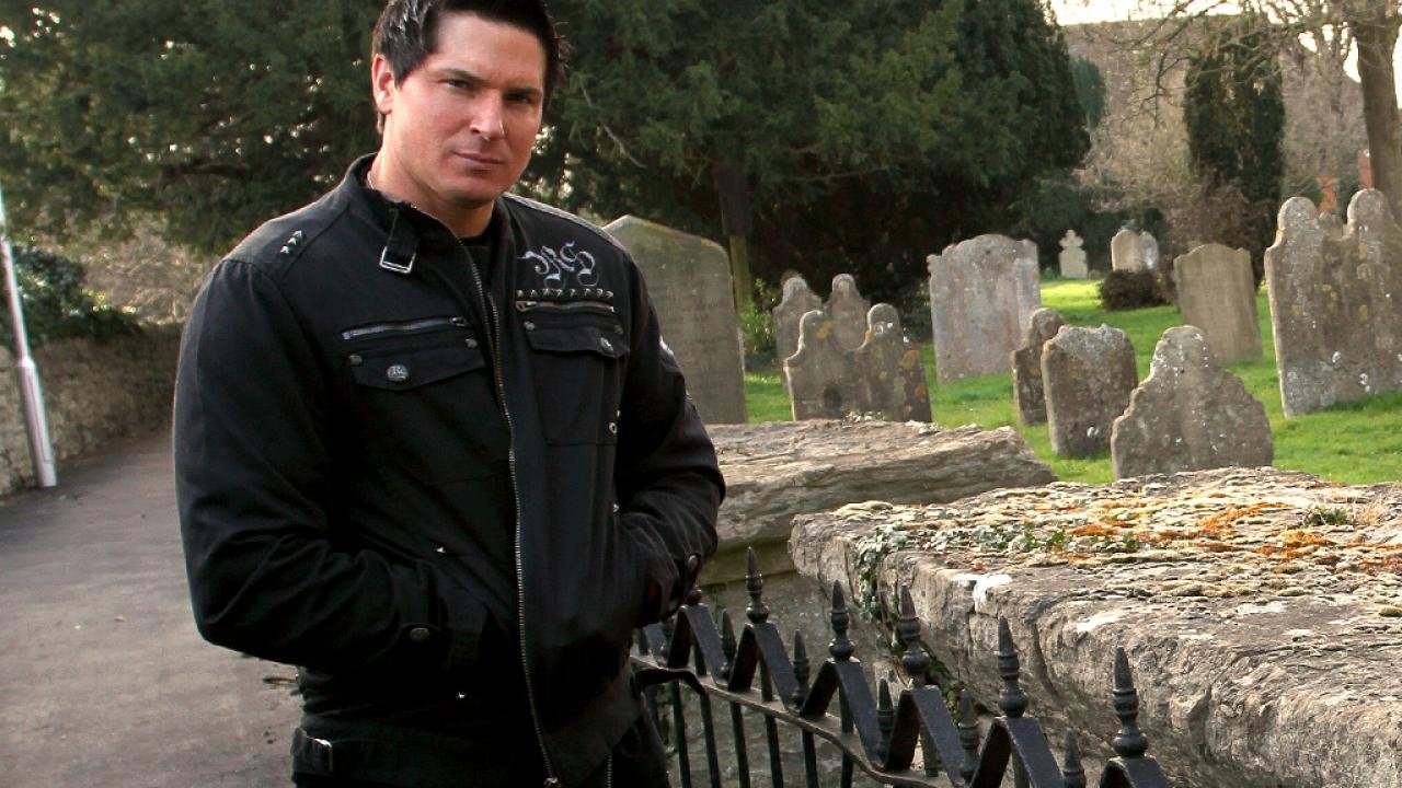 Ghost Adventures - Season 6 Episode 9 : Fort Horsted
