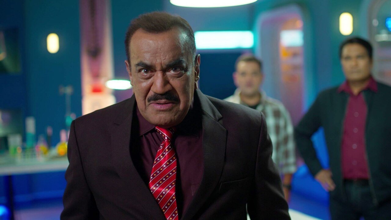 CID - Season 2 Episode 77 : Shooting Stars