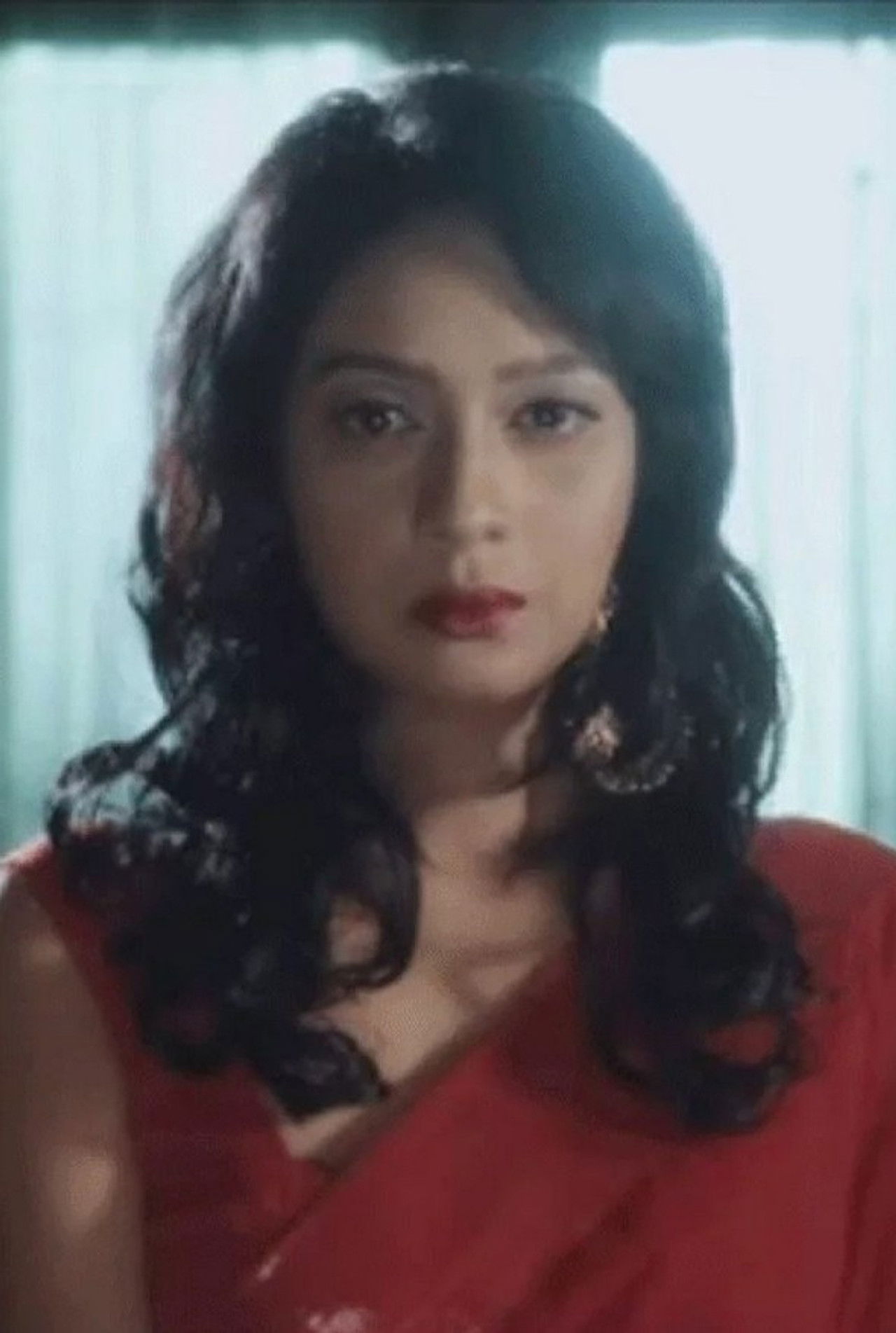 Heroine's One Night Backdrop