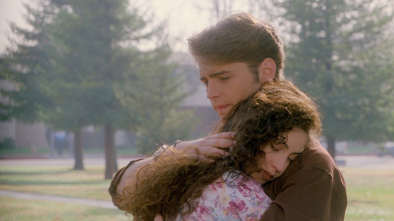 Beverly Hills, 90210 - Season 1 Episode 14 : East Side Story