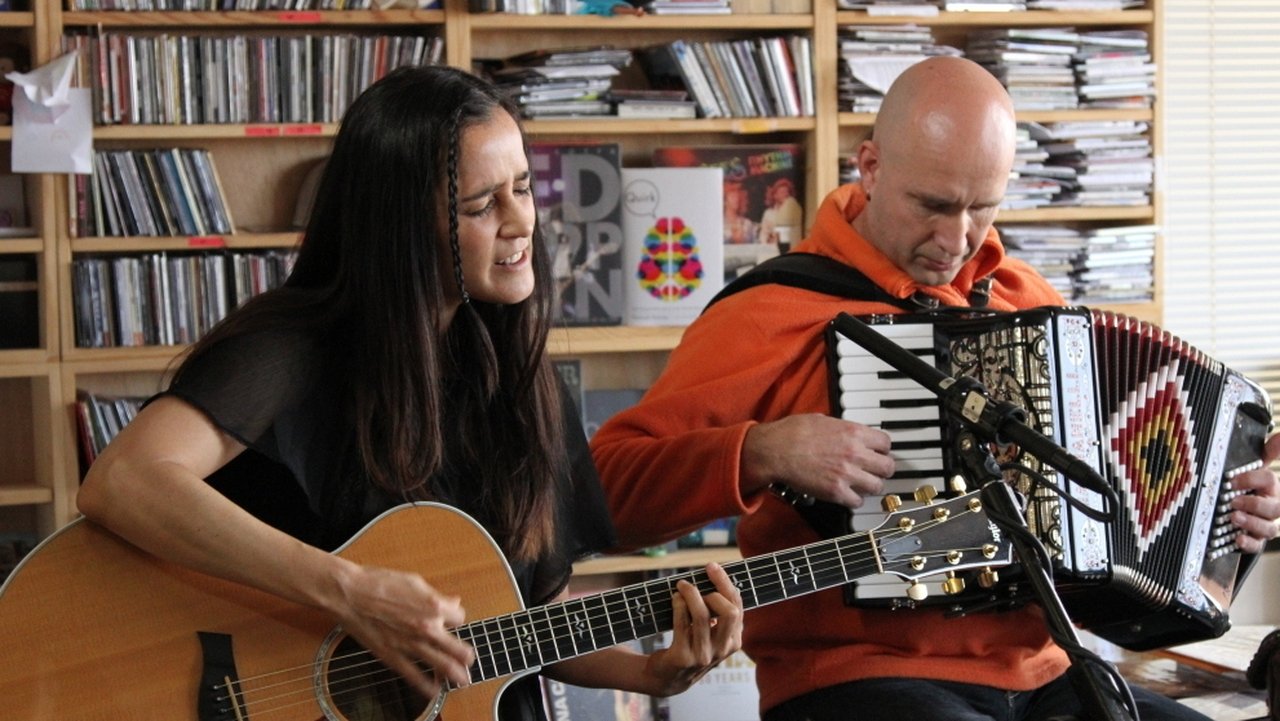 NPR Tiny Desk Concerts - Season 4 Episode 26 : Julieta Venegas