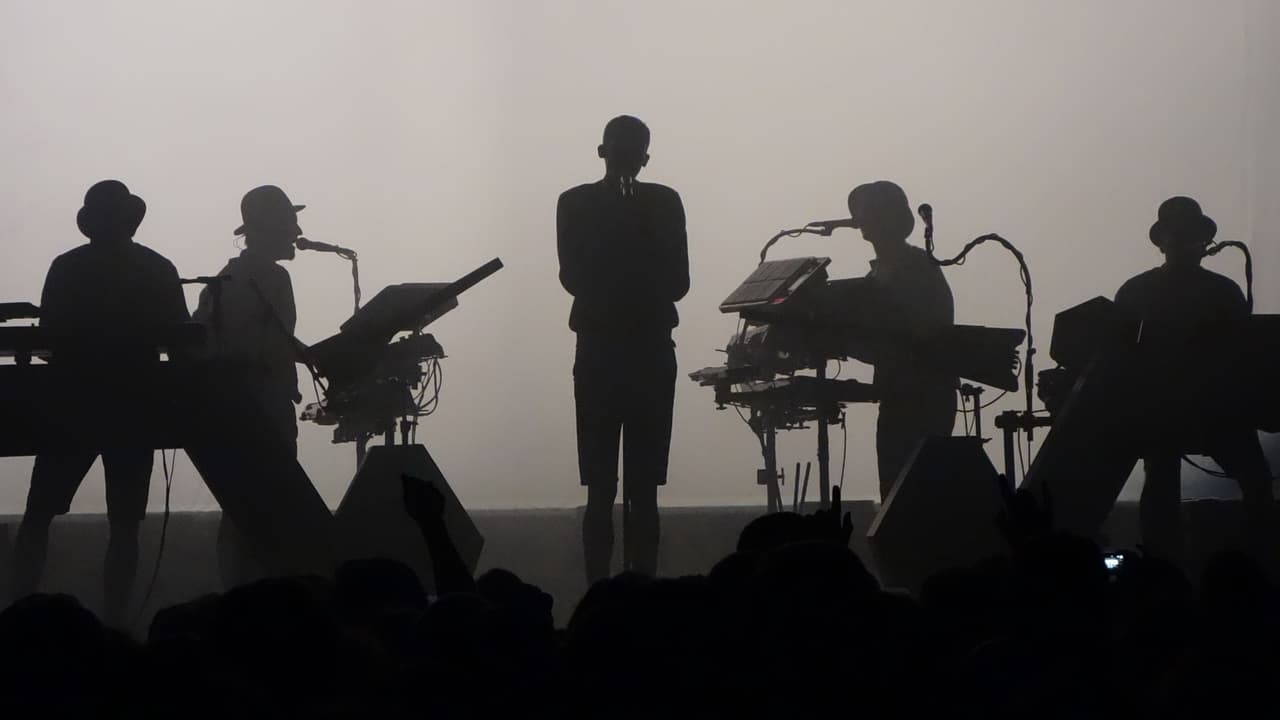 Stromae: Racine carrée Live background