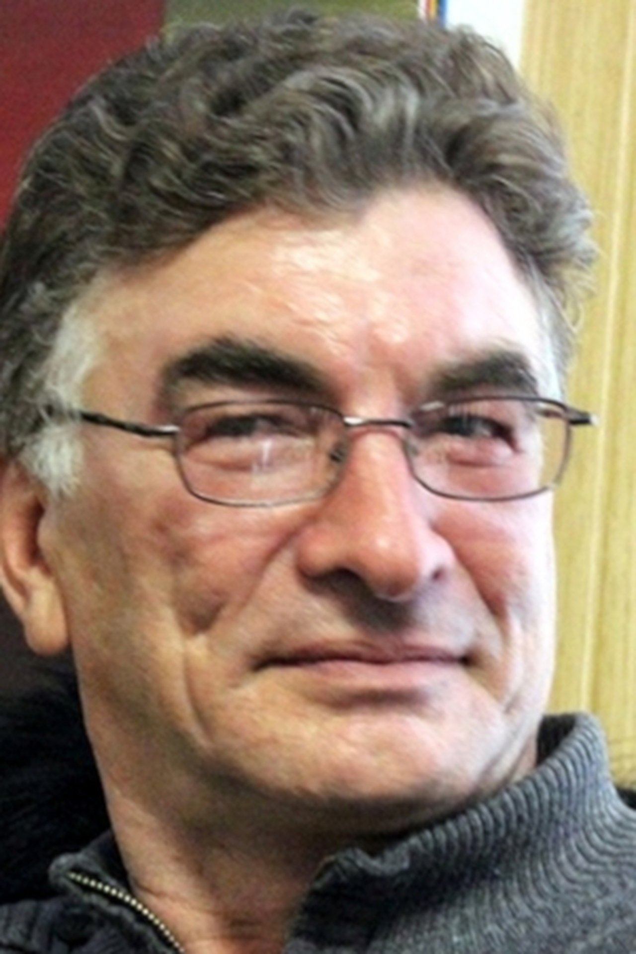 Hussein Erkenov - مخرج