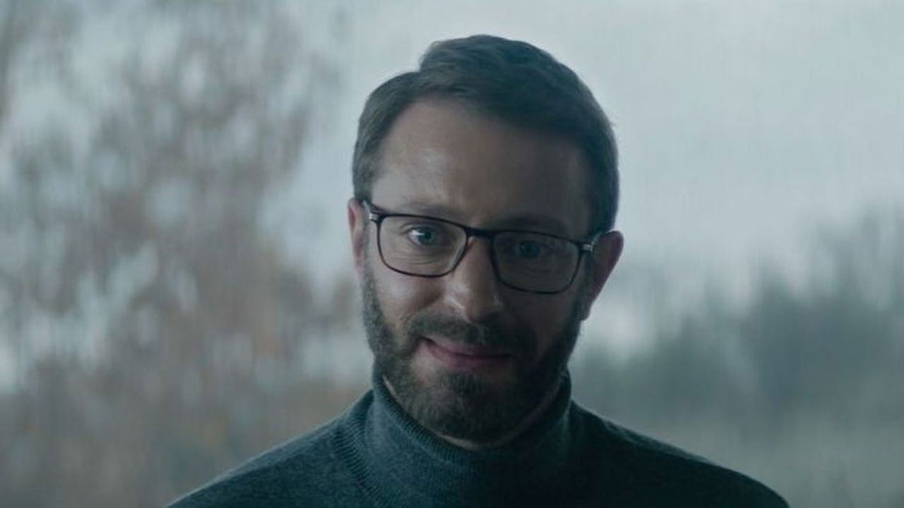 Little Things That Went Wrong backdrop