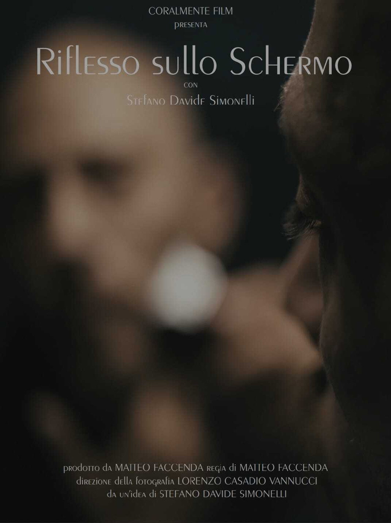 Riflesso sullo schermo (2021)