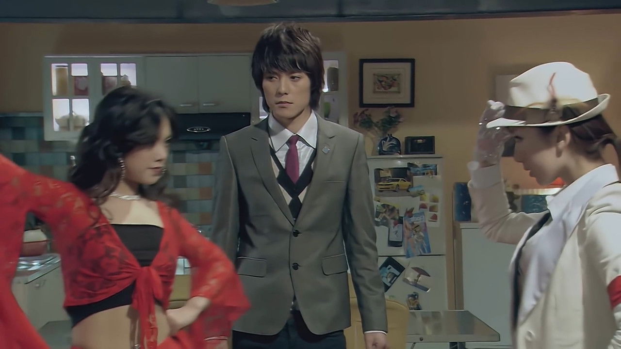 爱情公寓 — Épisode 8