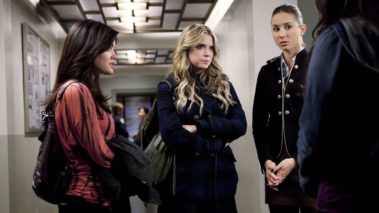 Pretty Little Liars - Season 1 Episode 19 : A Person of Interest