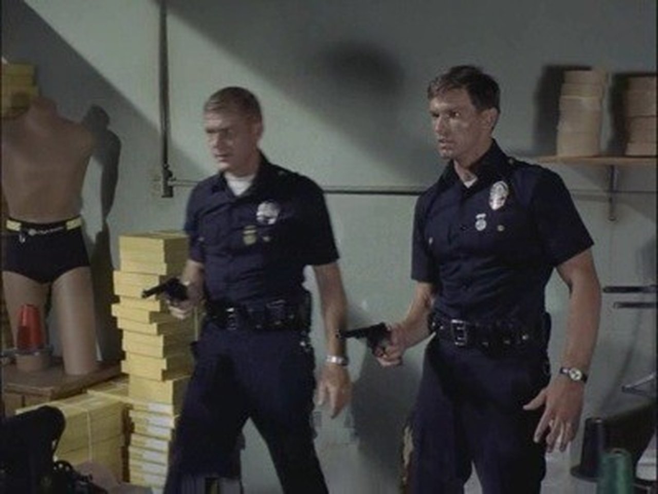 Adam-12 - Season 1 Episode 10 : Log 132: The Producer