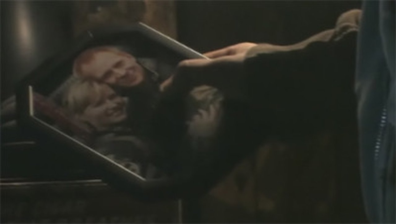Battlestar Galactica - Season 0 Episode 10 : The Resistance (9)