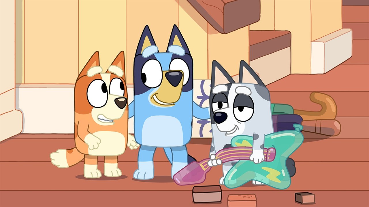 Bluey - Season 1 Episode 39 : The Sleepover