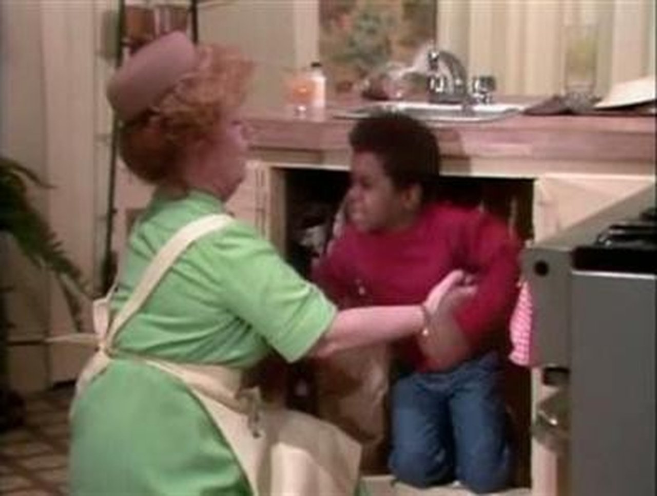 Diff'rent Strokes - Season 1 Episode 5 : The Spanking