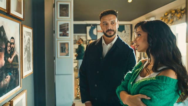 ما تراه ليس كما يبدو backdrop