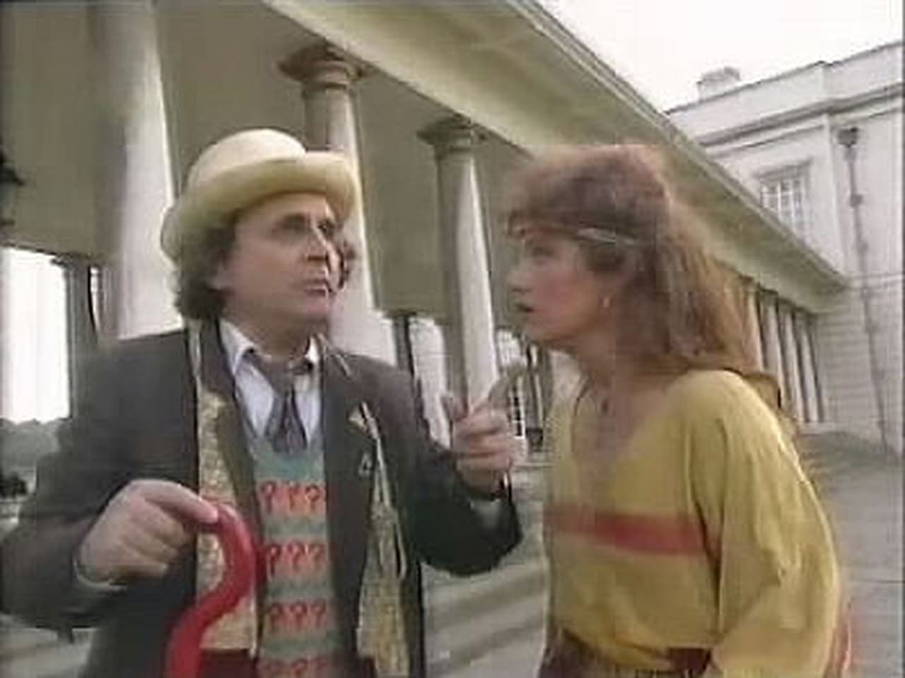 Doctor Who - Season 0 Episode 33 : Dimensions in Time (2)