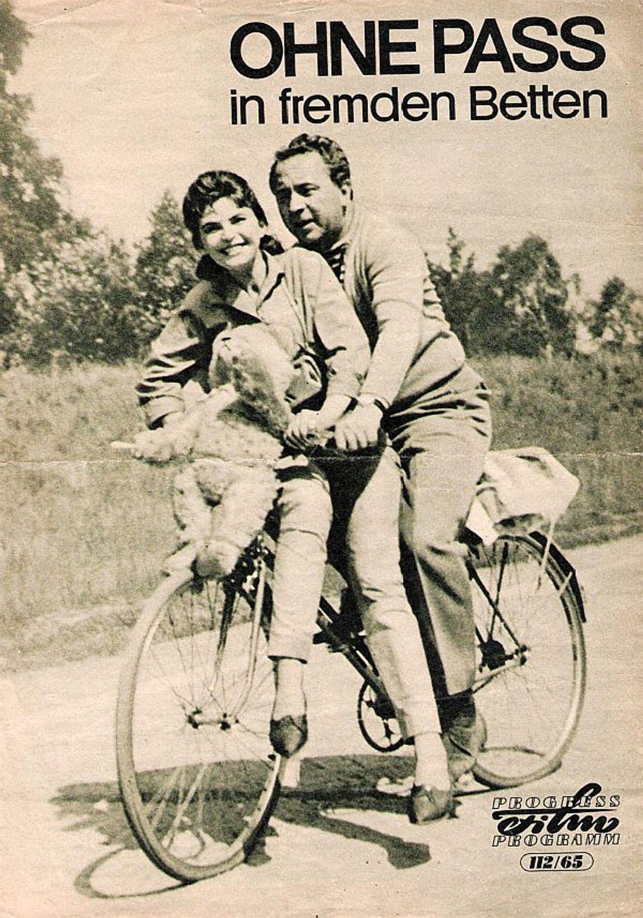 Ohne Paß in fremden Betten Backdrop