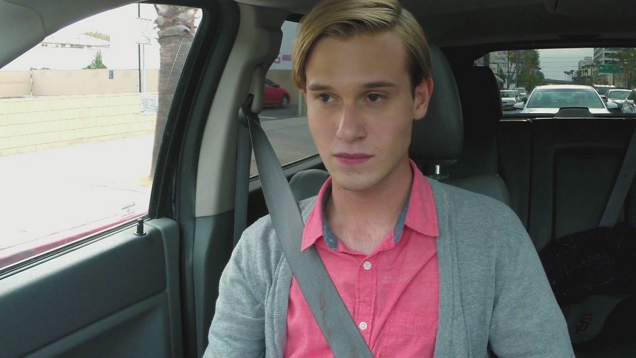 Tyler Henry, o medium de Hollywood backdrop