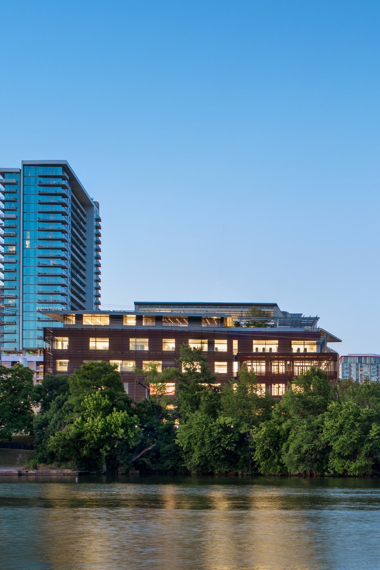 مشاهدة فيلم A Building Shaped by Light: Austin Central Library مترجم بدون اعلانات - بوستر