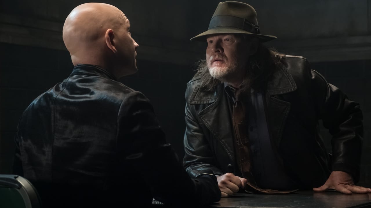 Gotham - Season 5 Episode 9 : Legend of Dark Knight: The Trial of Jim Gordon