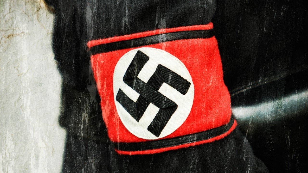 Als die Nazis an die Macht kamen background