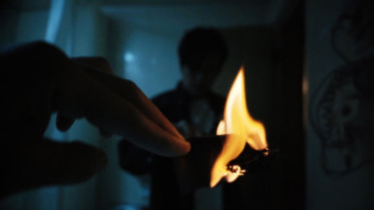 씬: 괴이한 이야기 — Épisode 3