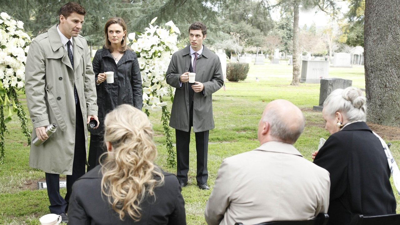 Bones - Season 4 Episode 22 : The Double Death of the Dearly Departed