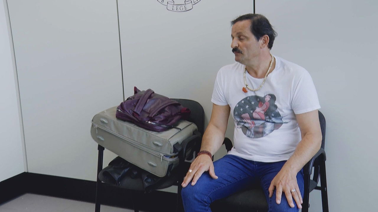 Stop! Border Control: Roma Fiumicino - Season 3 Episode 1 : Episode 1