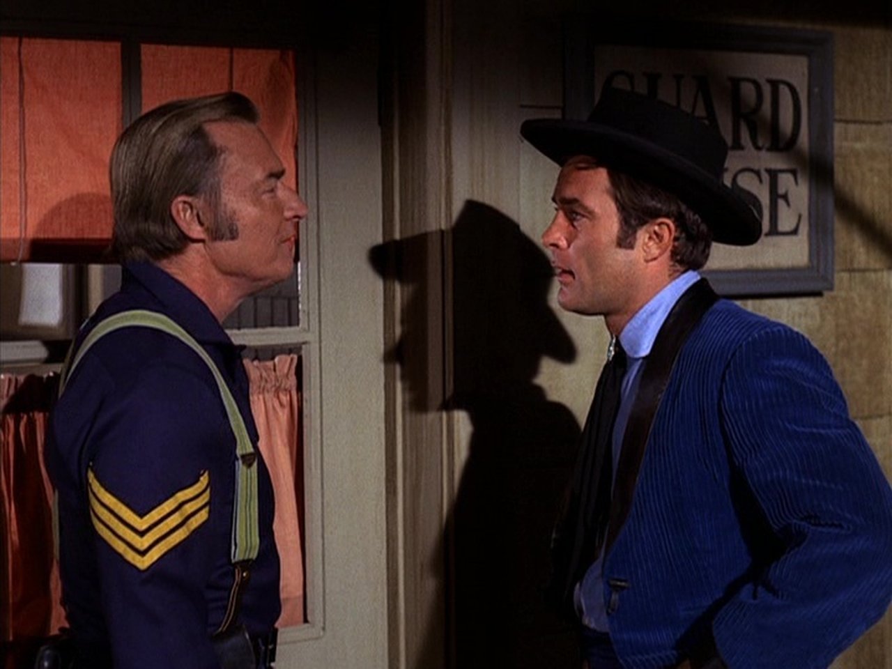 The Wild Wild West - Season 4 Episode 19 : The Night of the Pistoleros