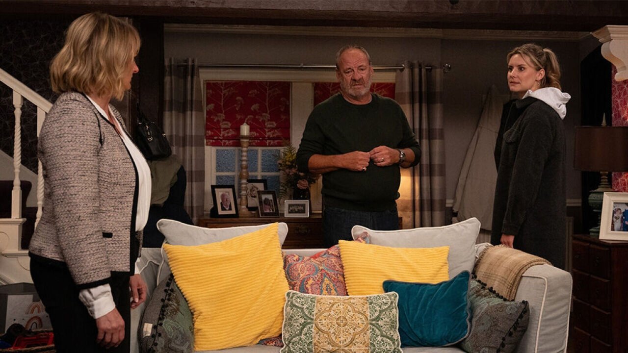 Emmerdale - Season 54 Episode 192 : Mon 13 Oct 2025