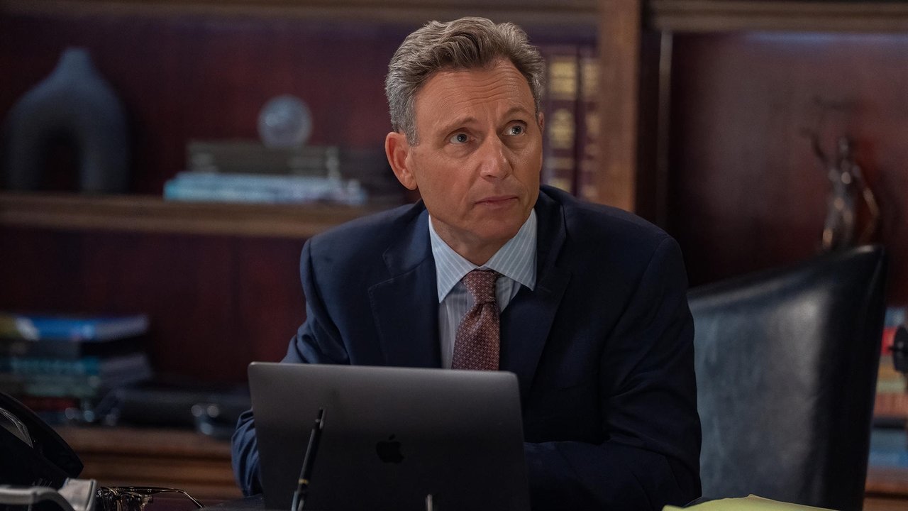 Law & Order - Season 25 Episode 1 : Street Justice