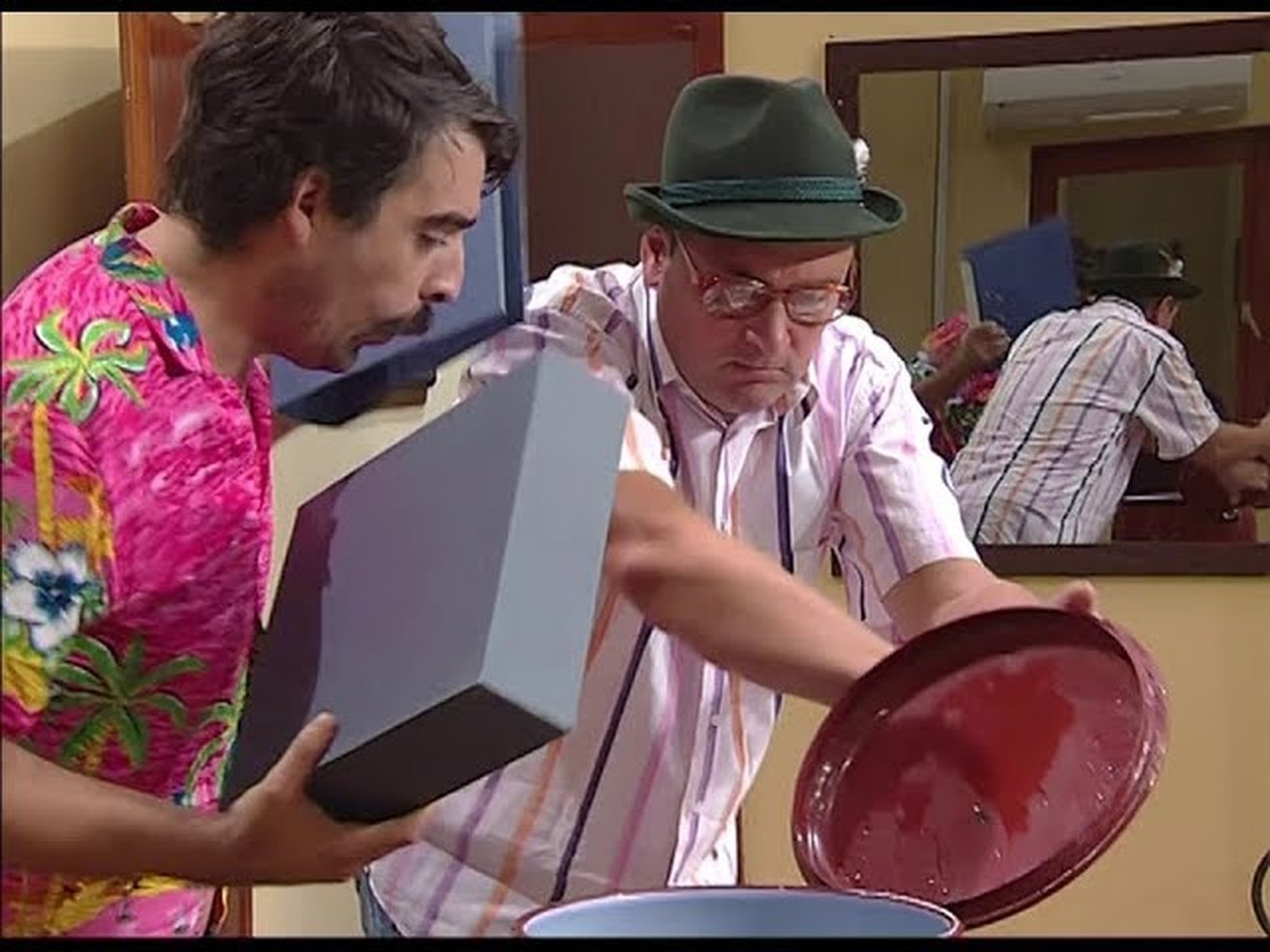 Državni posao - Season 7 Episode 25 : 1107 Fiš paprikaš