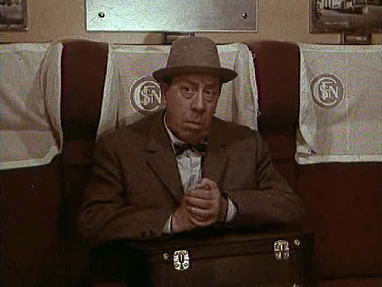 L'Amateur — La Valise