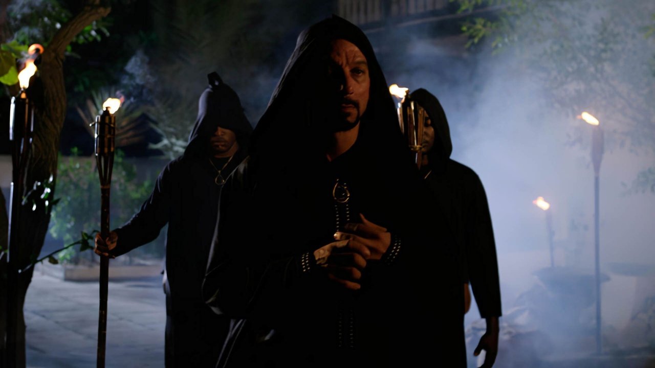 Witches of the Caribbean background