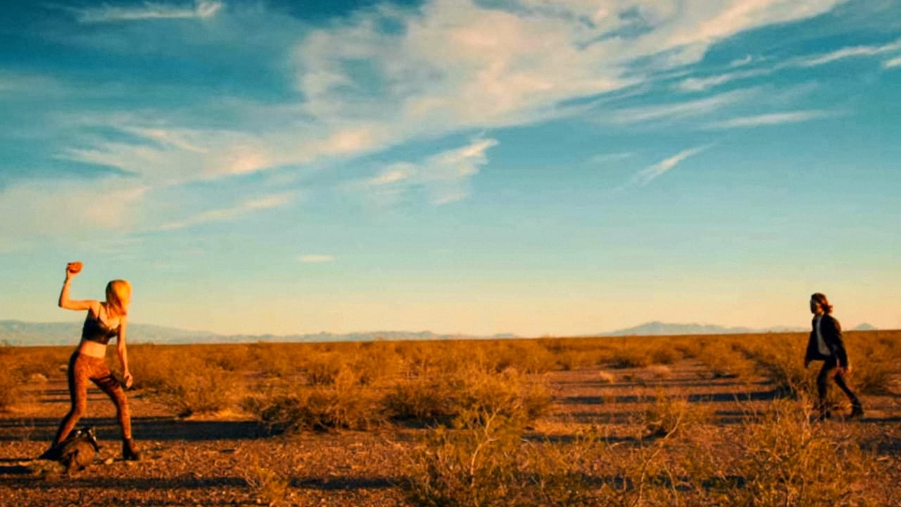 Scen från It Stains the Sands Red