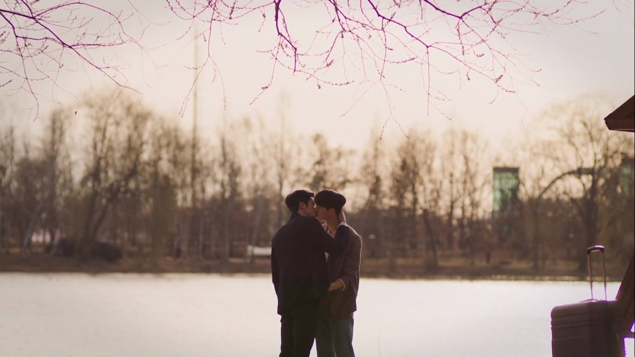 Where Your Eyes Linger — still 23