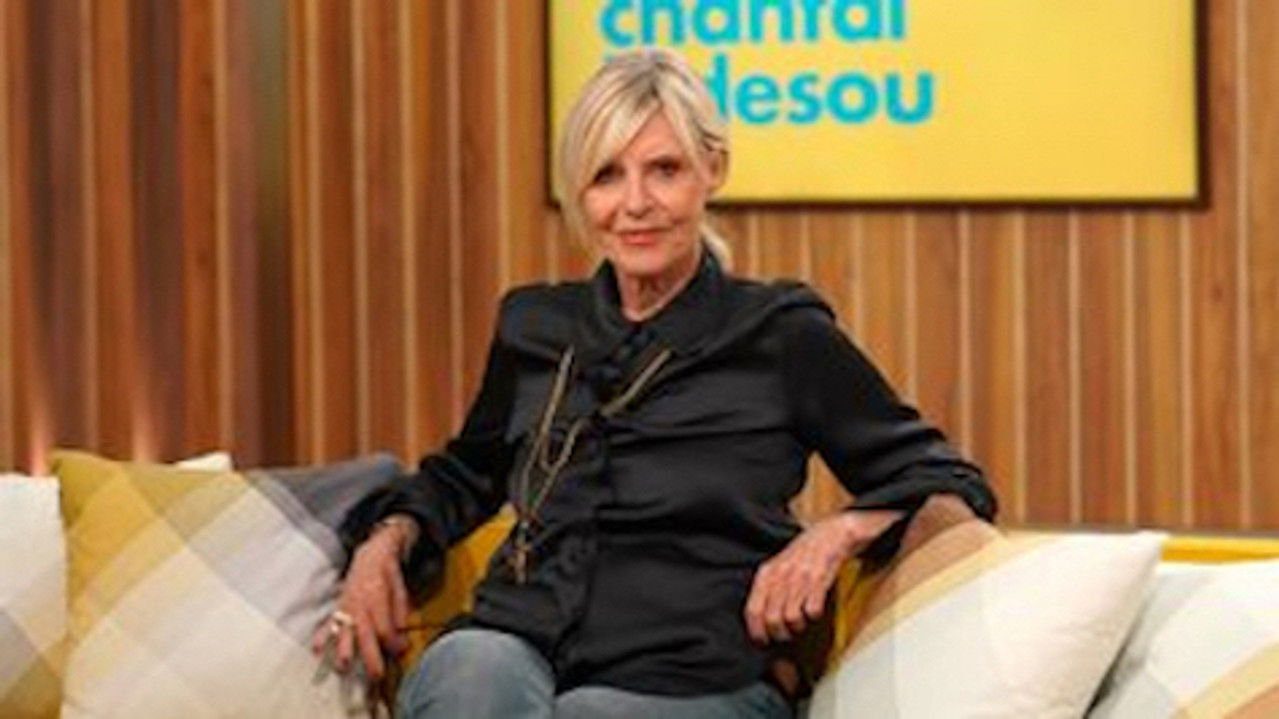 En aparté — Chantal Ladesou