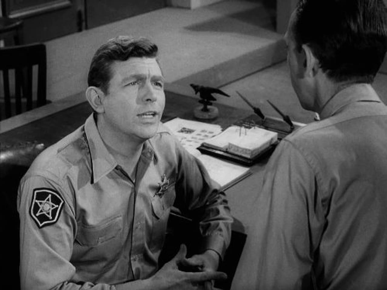 The Andy Griffith Show - Season 1 Episode 21 : Andy and the Gentleman Crook