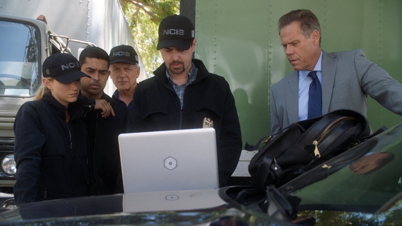 NCIS - Season 15 Episode 3 : Exit Strategy