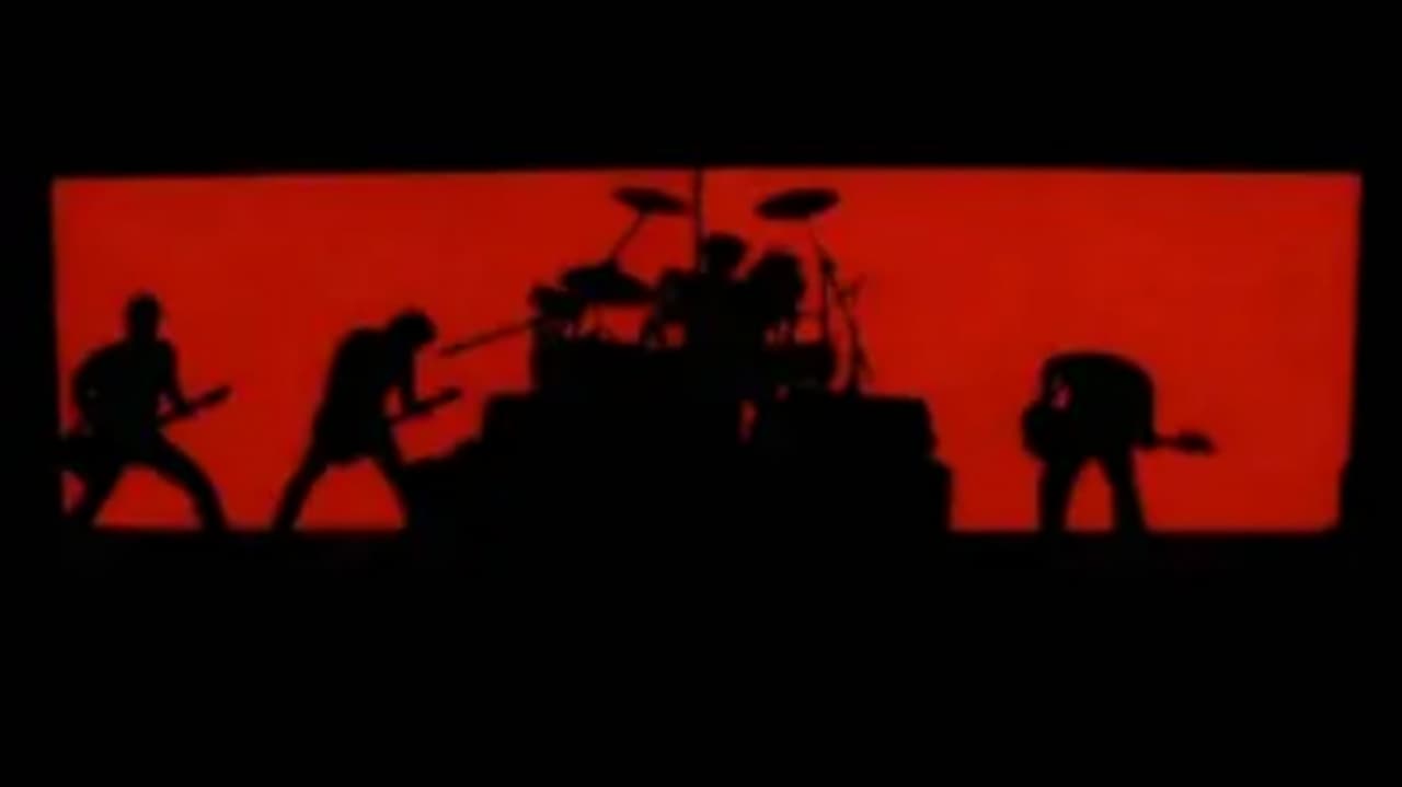 Foo Fighters - Everywhere But Home Backdrop Image