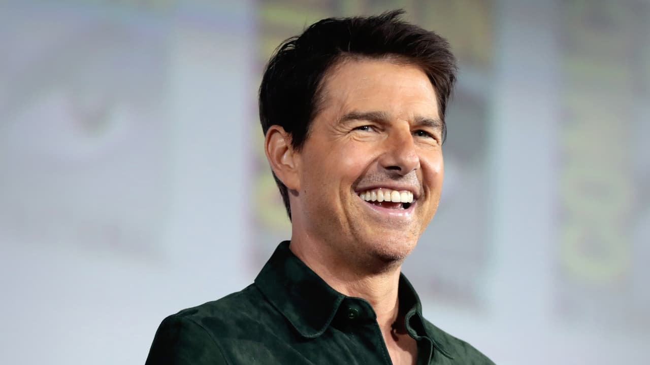 Tom Cruise: An Eternal Youth Backdrop Image