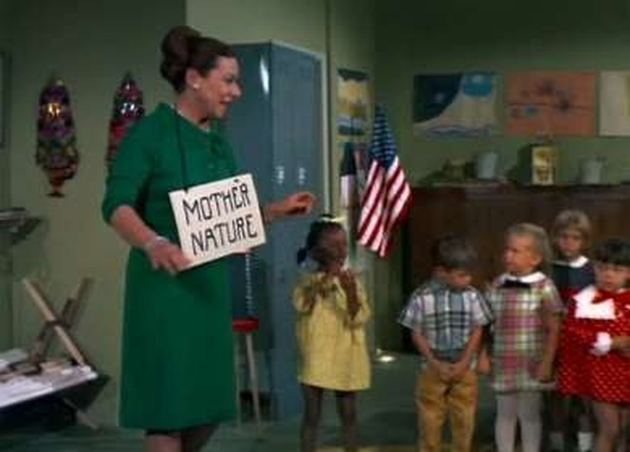 Bewitched - Season 5 Episode 11 : I Don't Want to Be a Toad, I Want to Be a Butterfly