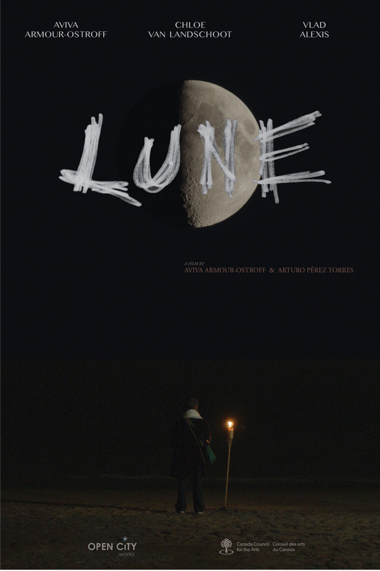Lune Backdrop