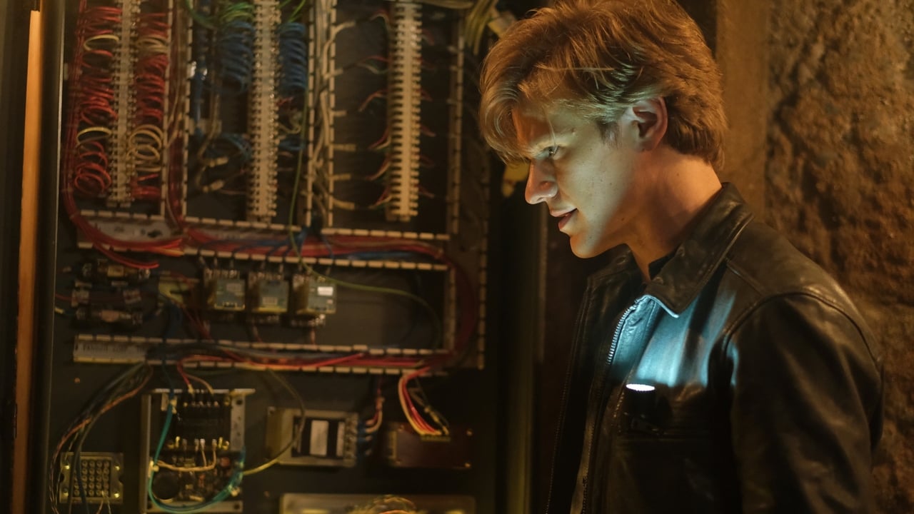 MacGyver - Season 5 Episode 9 : Rails + Pitons + Pulley + Pipe + Salt