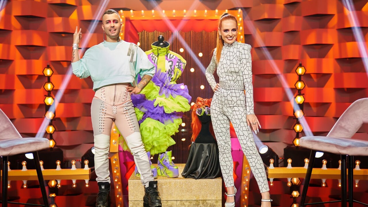 After the Race - Season 2 Episode 2 : After the Race 2.2