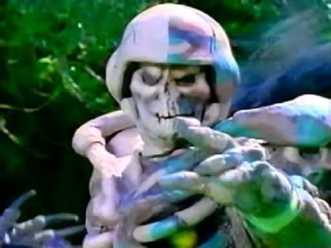 Power Rangers - Season 3 Episode 22 : A Different Shade of Pink (1)