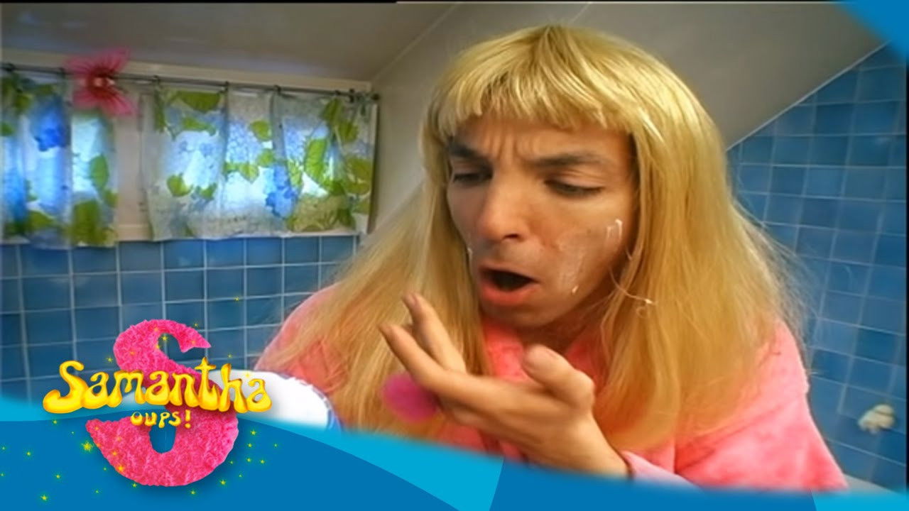 Samantha, Oups ! — Samantha dans sa salle de bain