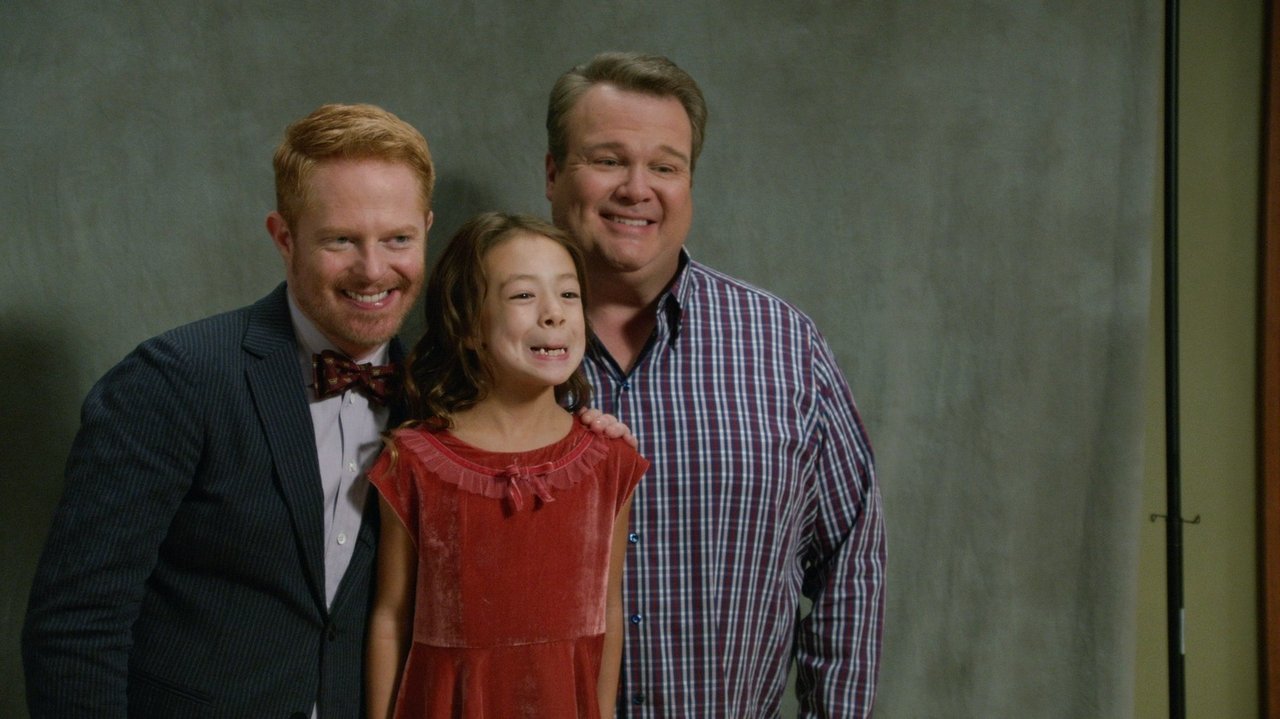 Modern Family - Season 6 Episode 2 : Do Not Push