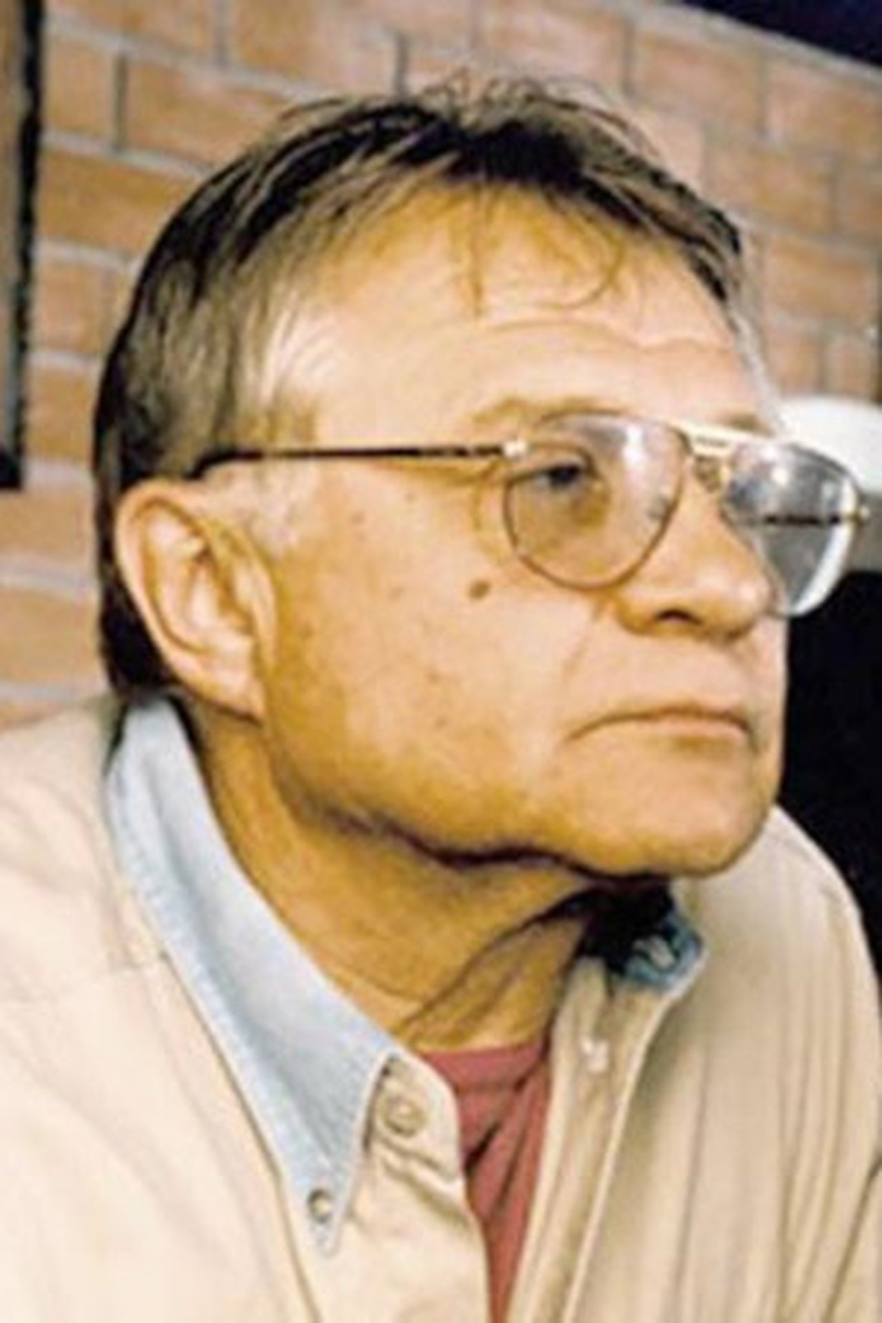 Александр Сурин - مخرج