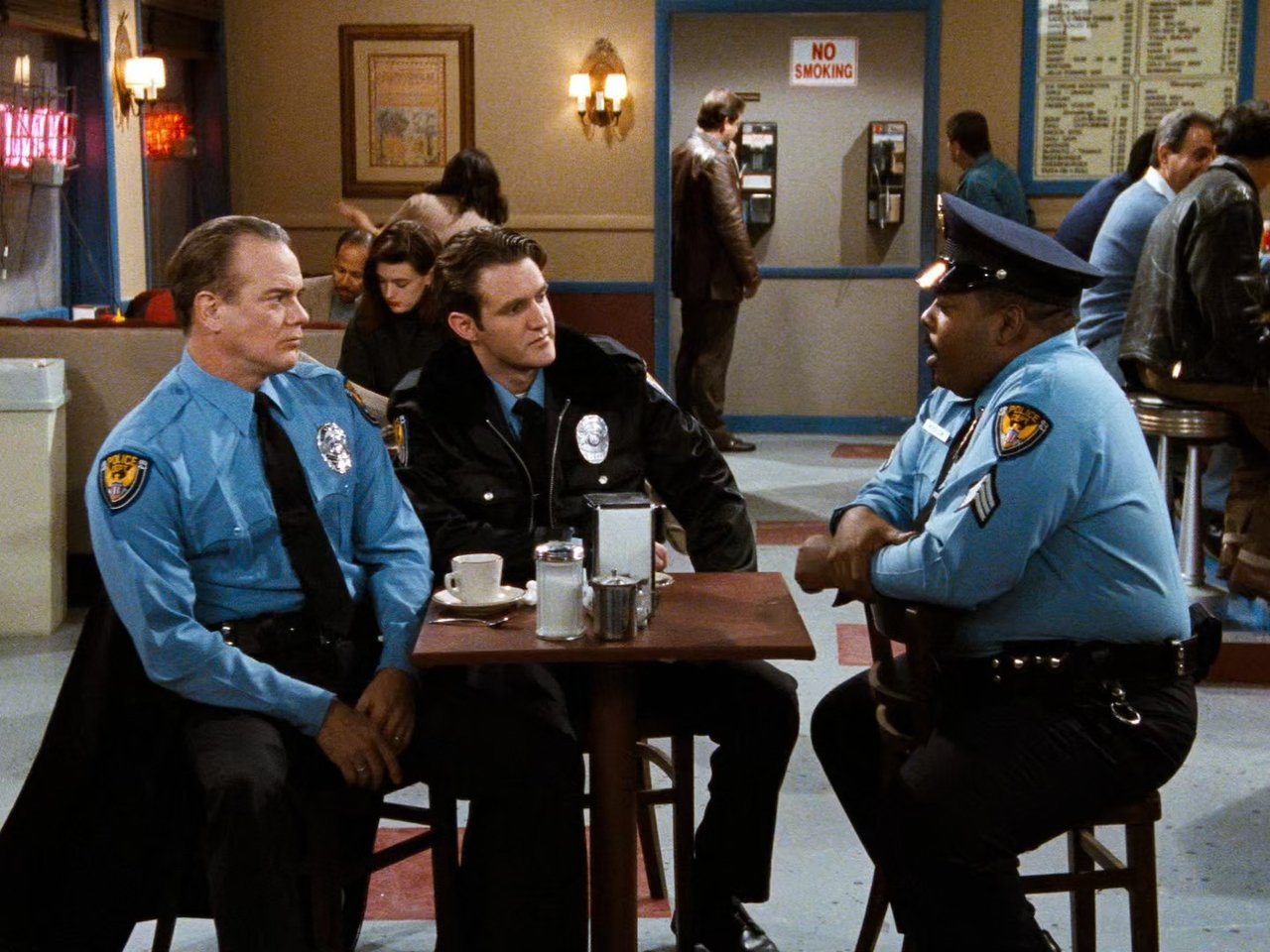 Family Matters - Season 5 Episode 15 : Good Cop, Bad Cop