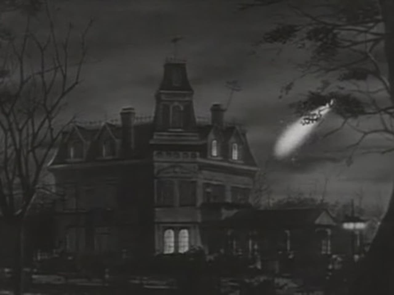 The Addams Family - Season 1 Episode 27 : The Addams Family and the Spacemen