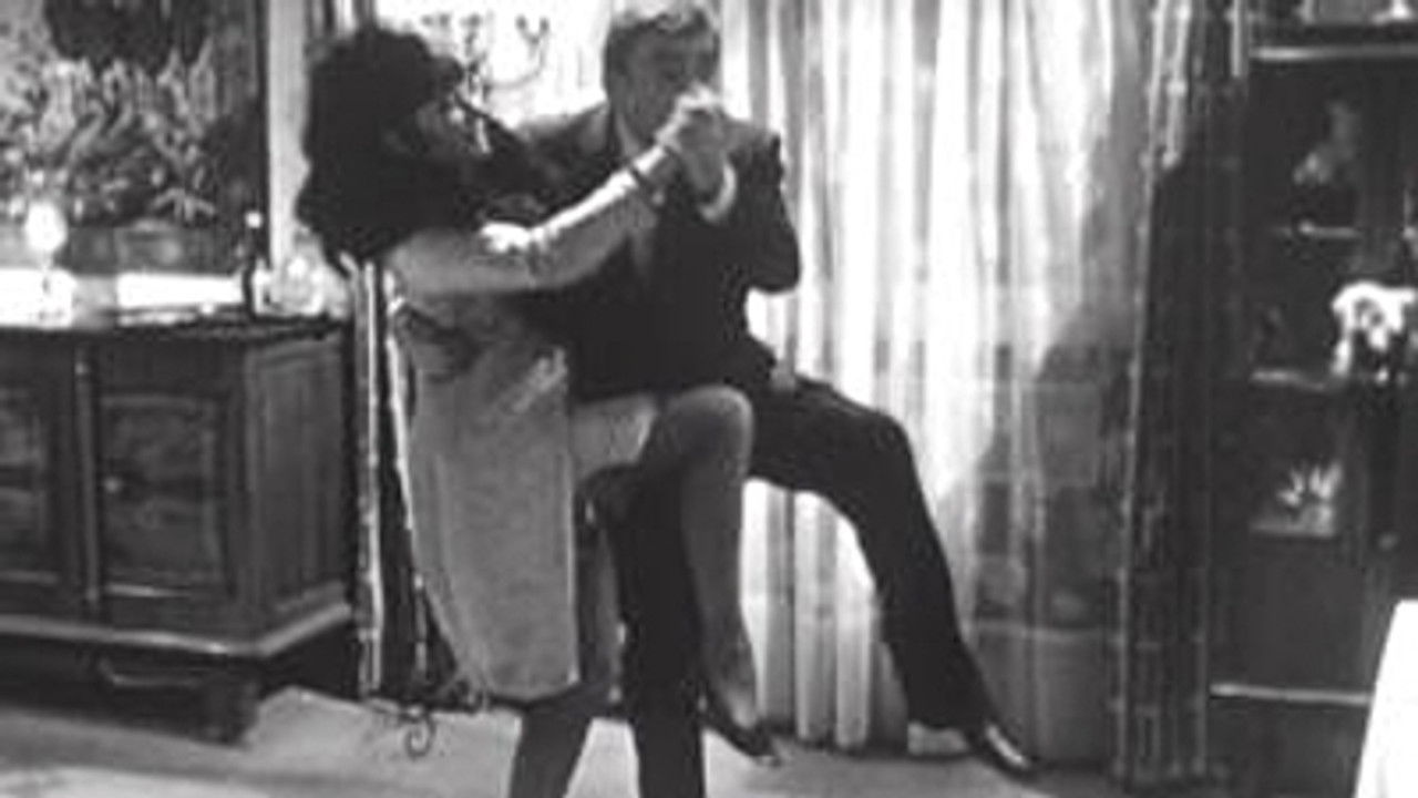 Les Sept de l'escalier 15 — Concours de danse