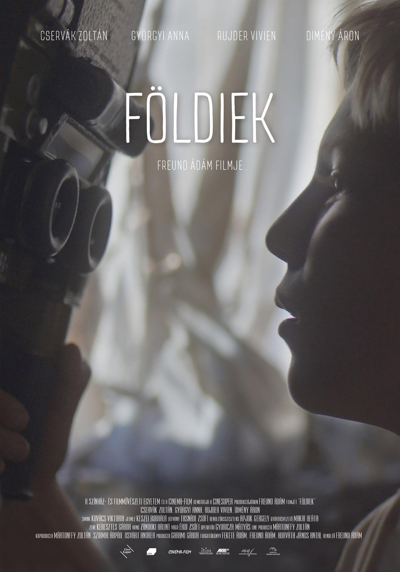 Földiek filmaffisch